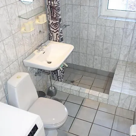 Amazing In With 2 Bedrooms And Wifi *